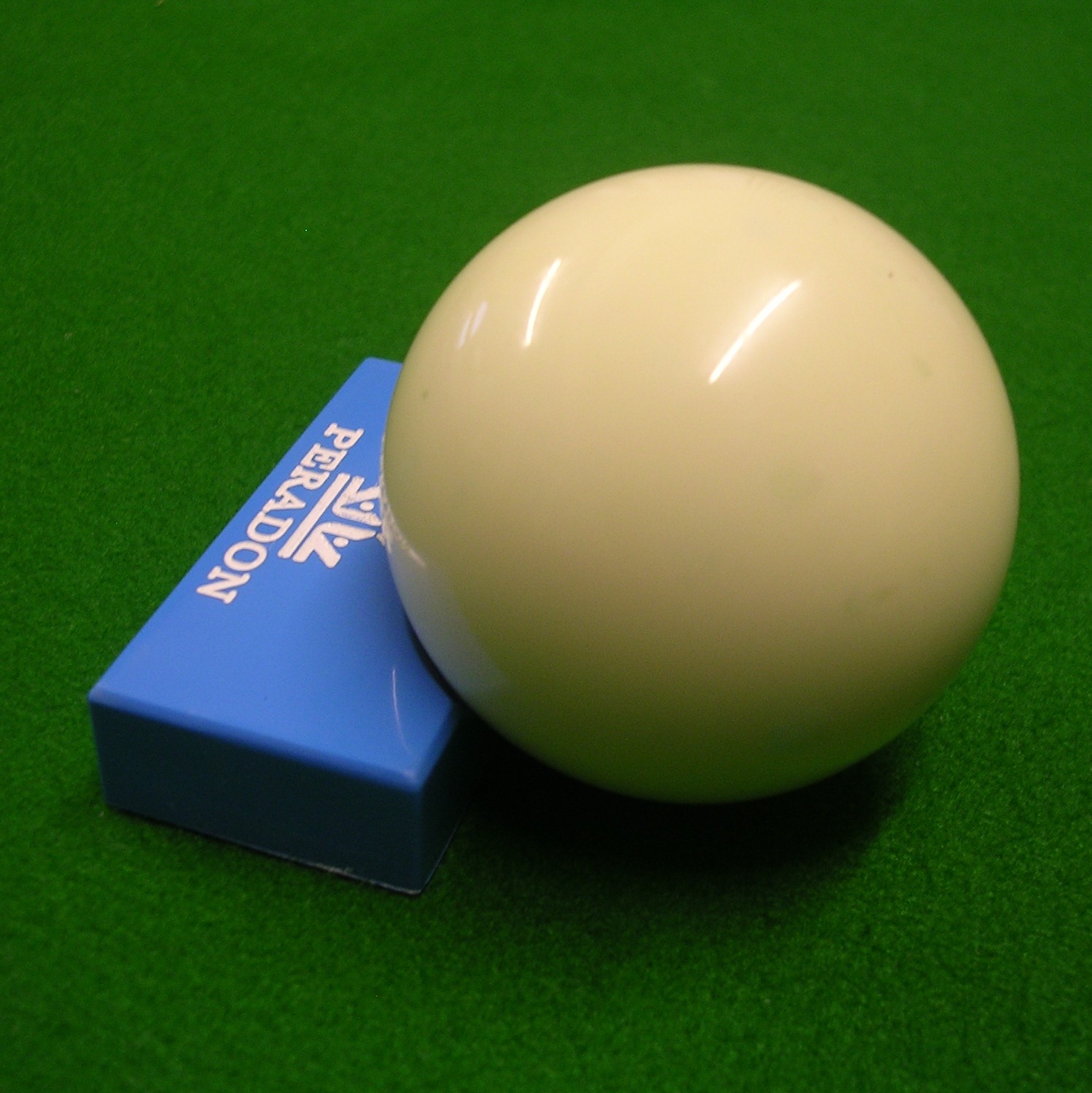 Ball possitioner