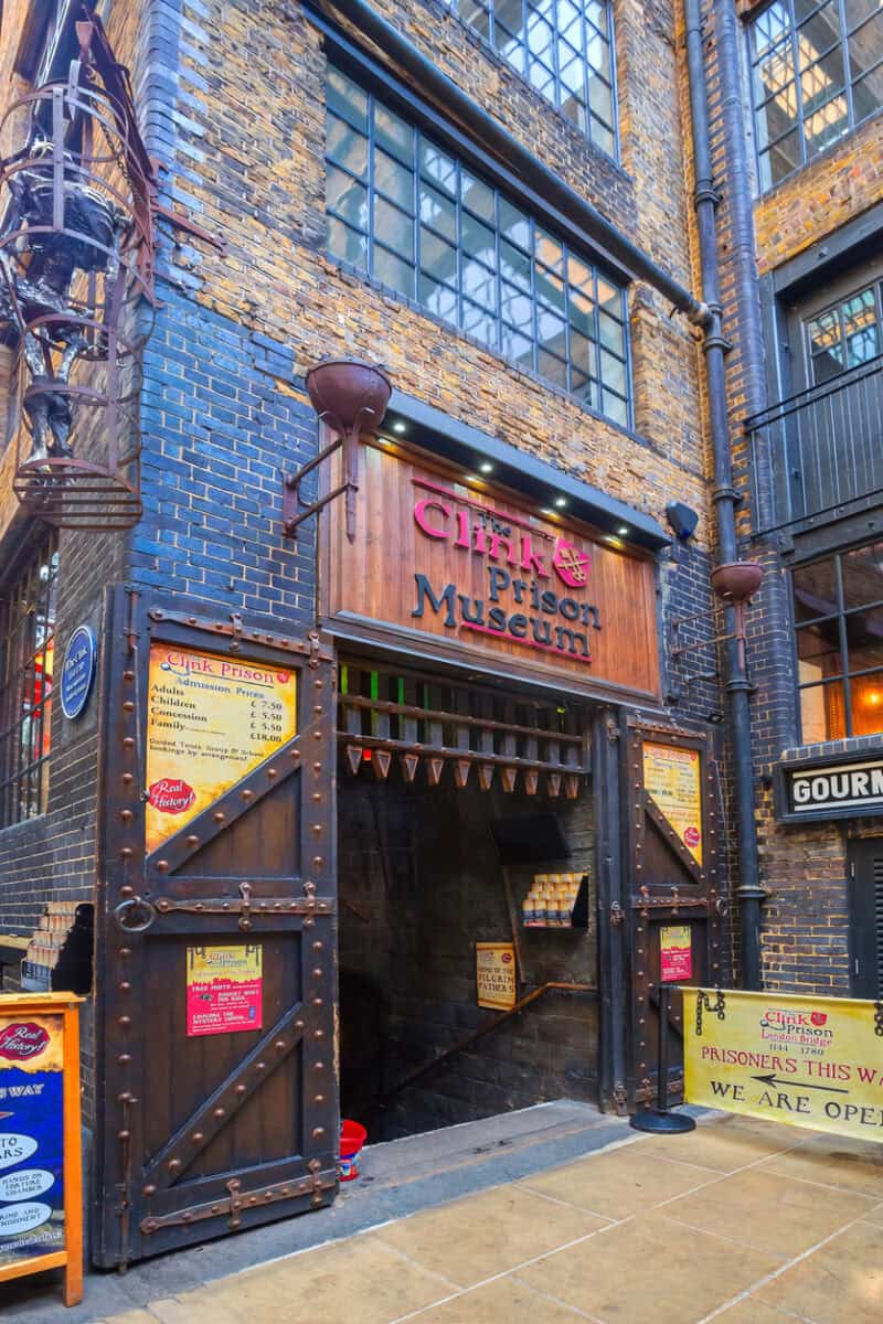 St Christopher's Inn London Bridge - The Inn exterior with Prisoner of War Museum sign.