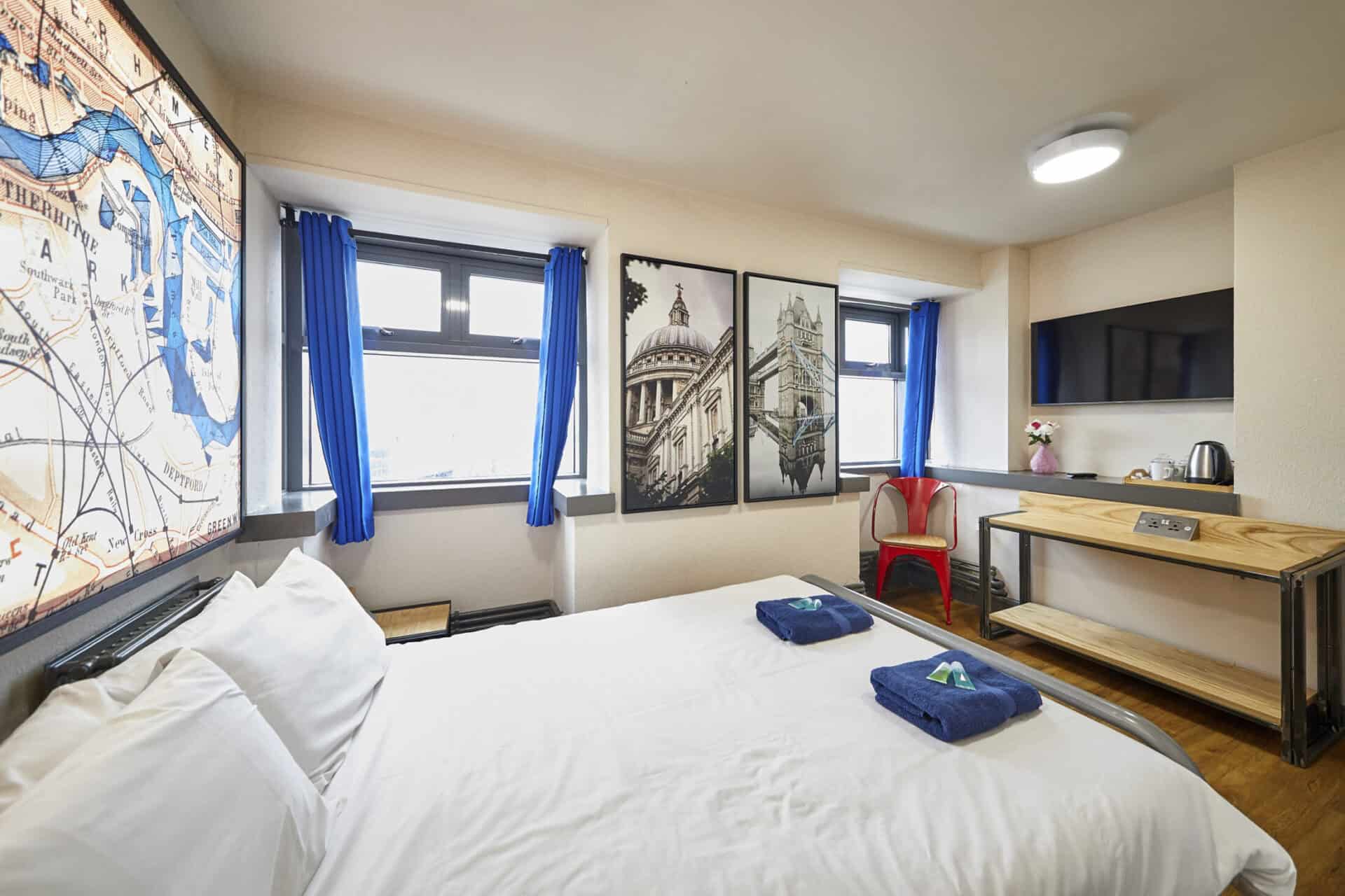 Modern private en suite room at St Christopher's Shepherd's Bush hostel.