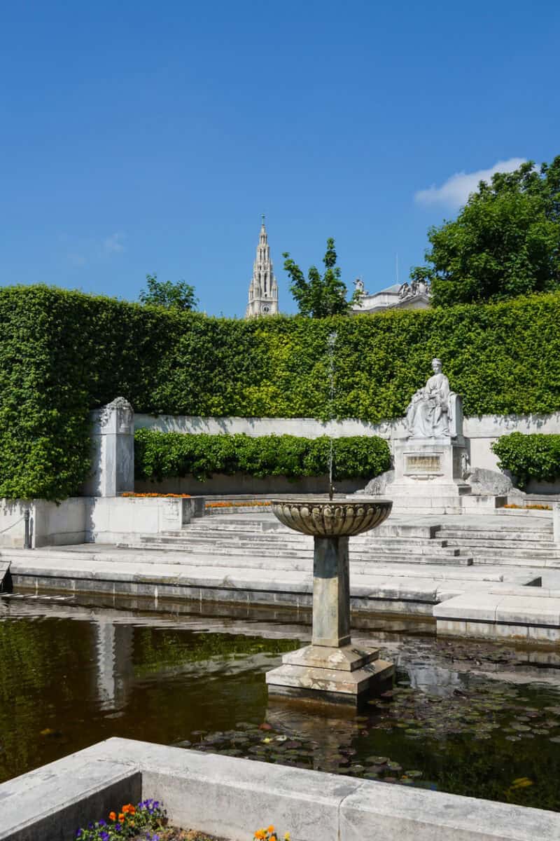 Fountain in Volksgarten public park in Vienna