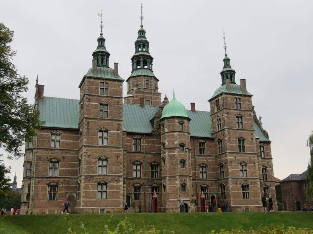Rosenborg-Castle-Museum-3