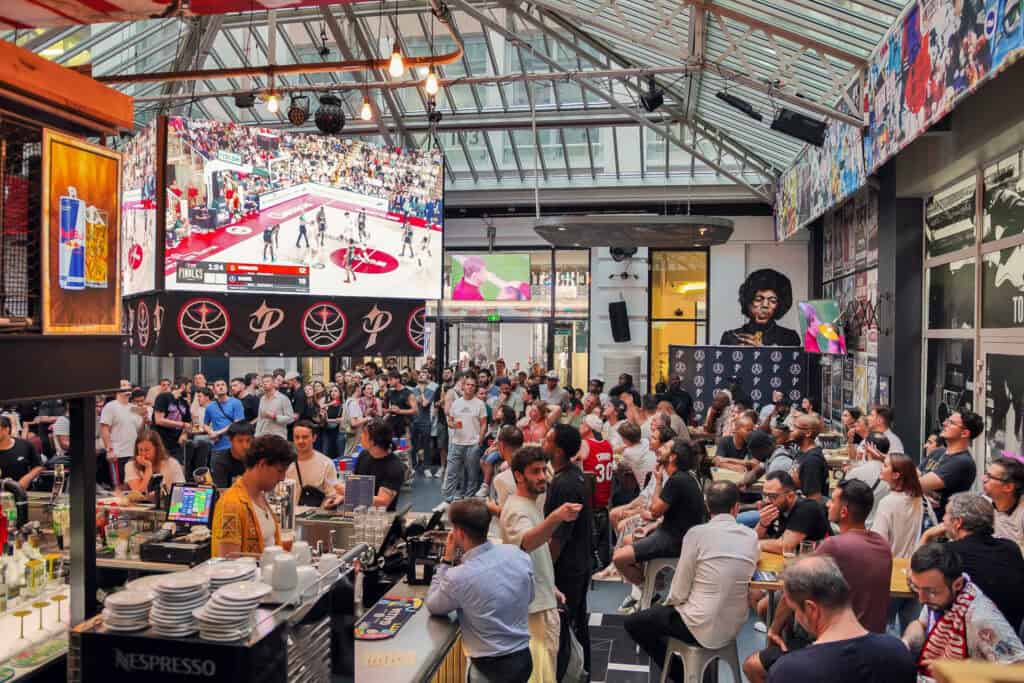 Belushi's Paris Gare du Nord at St Christopher's Inn Paris - Gare du Nord