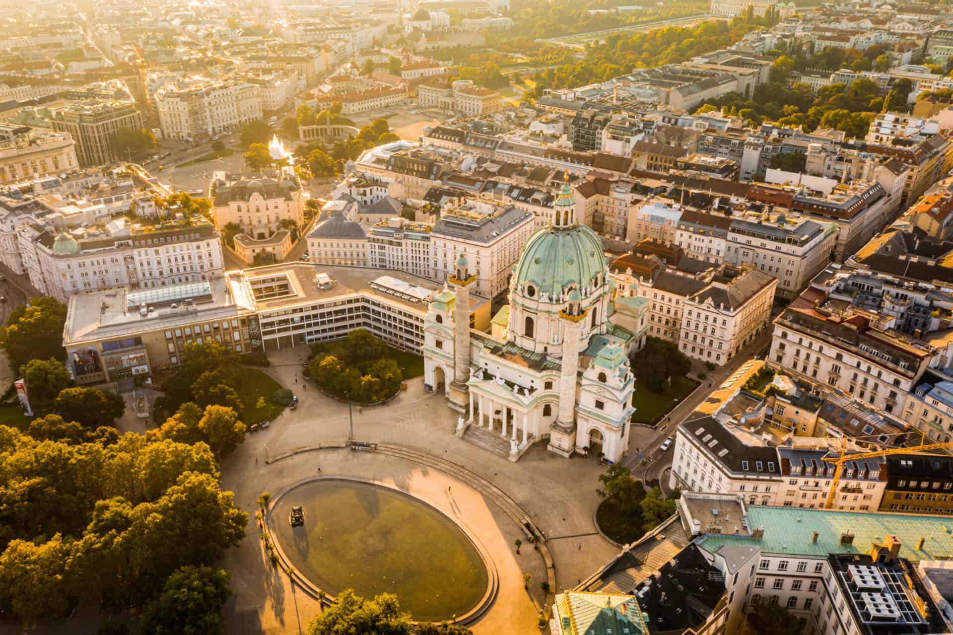 Berlin Mitte hostel near historic sites and vibrant city life.
