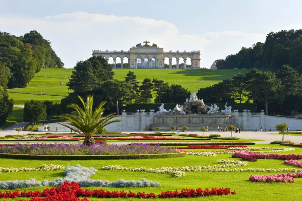 Schloss Schonnbrunn.