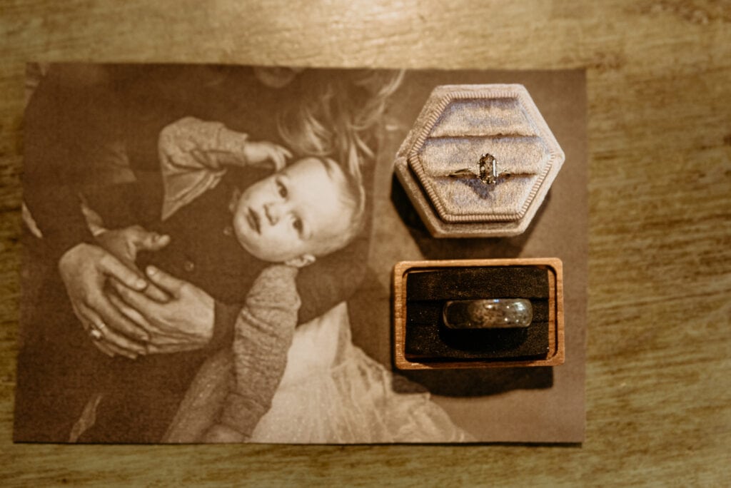 picture of rings with their new born baby