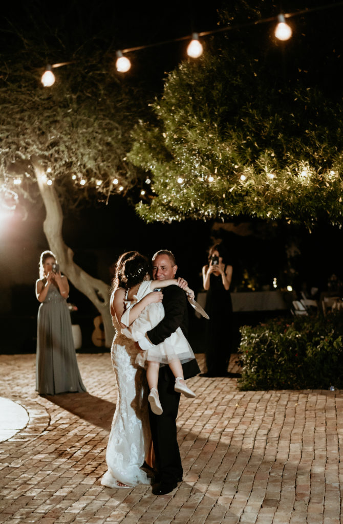 Bride and dad's first dance with neice