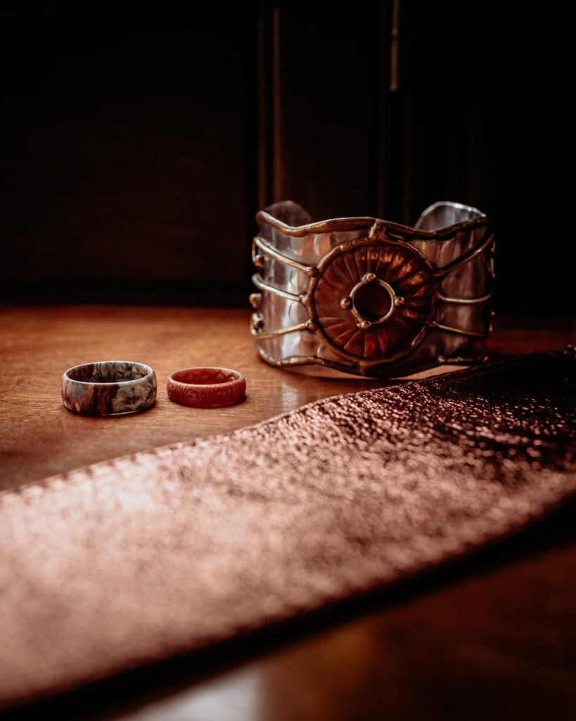mixed metals and rubber wedding bands- Southwest wedding must haves