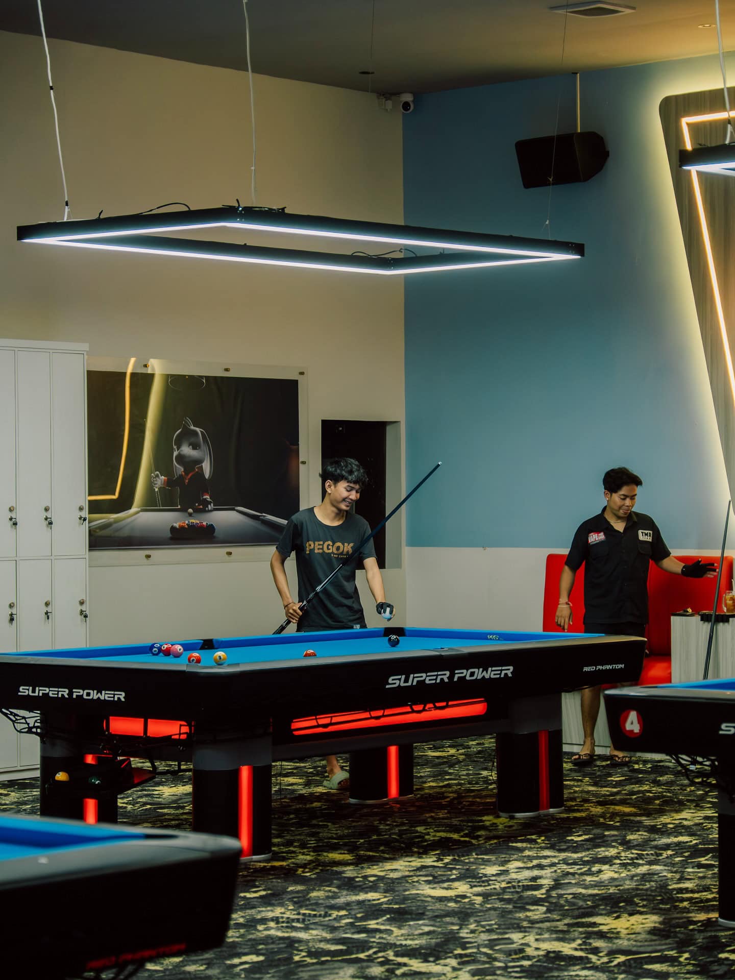 RED PHANTOM - Superpower Billiard Table Factory