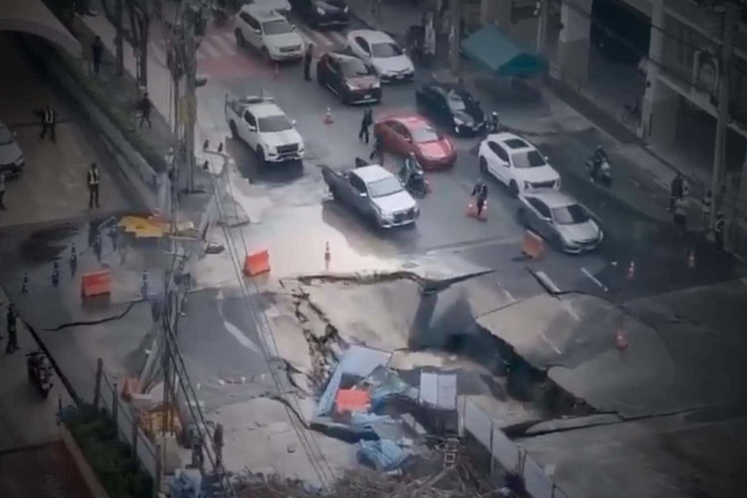 bangkok sinkhole