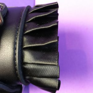 Black level mini dress en accessoire bizarre handcuffs