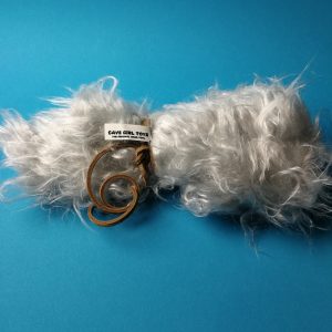 Cavegirl rock hard stenen dildo