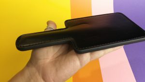 Meo metalen polsboeien en kleine spanking paddle
