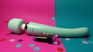 Sekstoy review by tess: love magic elegance wand vibrator