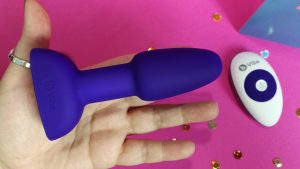 B-vibe rimming petite