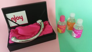 Tess tesst seksspeeltjes giveaway njoy purewand