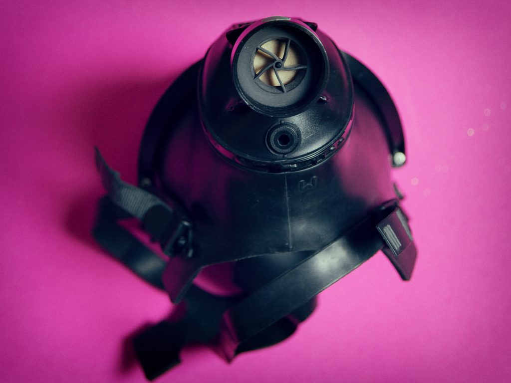 Bdsm gasmask aangezicht van de slangaansluiting of de aansluiting voor een filter