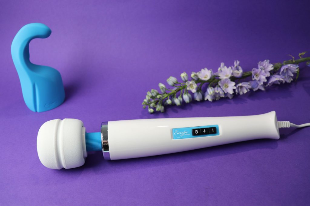 De europe magic wand met daarnaast het genius opzetstuk.