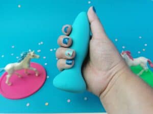 Doc johnson a play thrust adventurous stotende buttplug in mijn hand