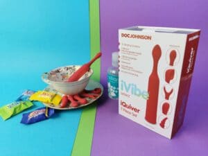 De voorkant van de verpakking van de doc johnson ivibe iquiver