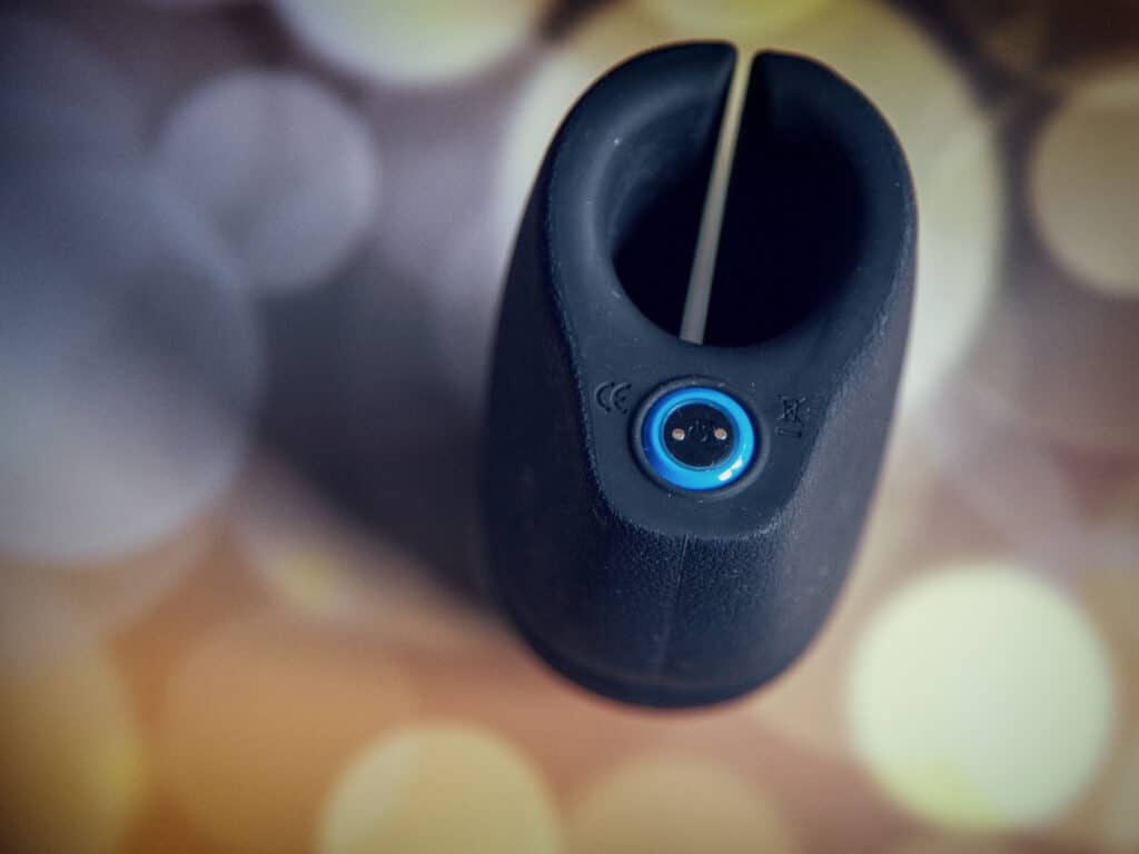 Zolo cockpit xl aan de onderkant met de knop van de geintegreerde bullet