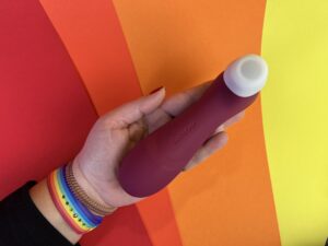 De satsifyer pro 2 generation 3 met liquid air technology in mijn hand.