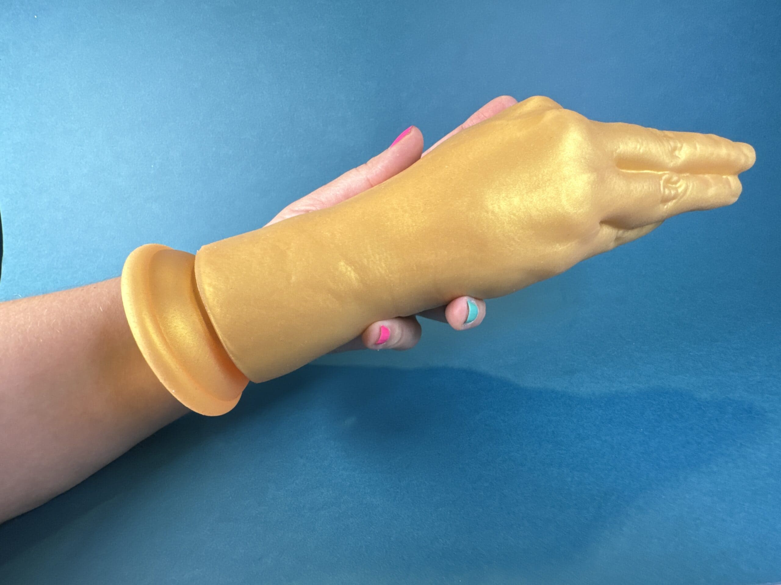 Golden Hour Fist Fuck Butt Plug Extremeo