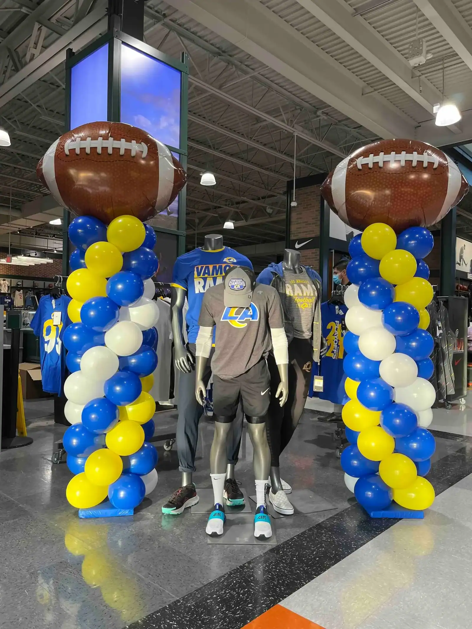 How Balloon Decor Elevates Sports Marketing and Fan Activation