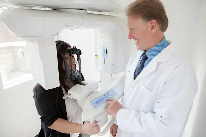 Dr. Prat - Oaklands go to dentist