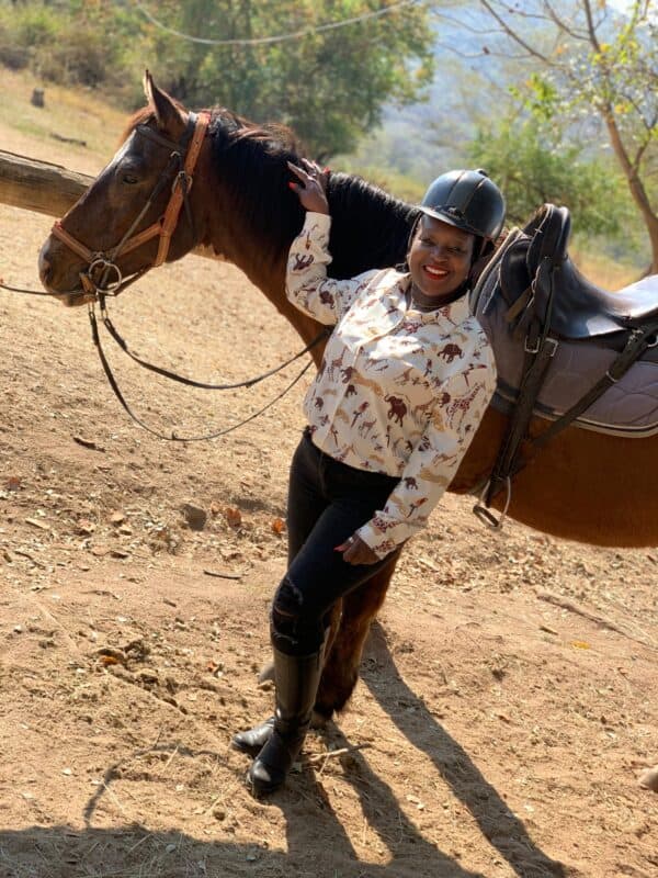 1HOUR HORSE TRAIL — HAZYVIEW