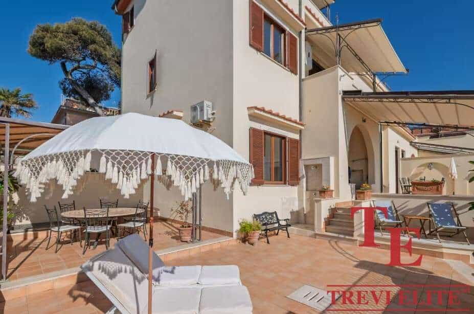 villa na more ryadom s rimom (24)