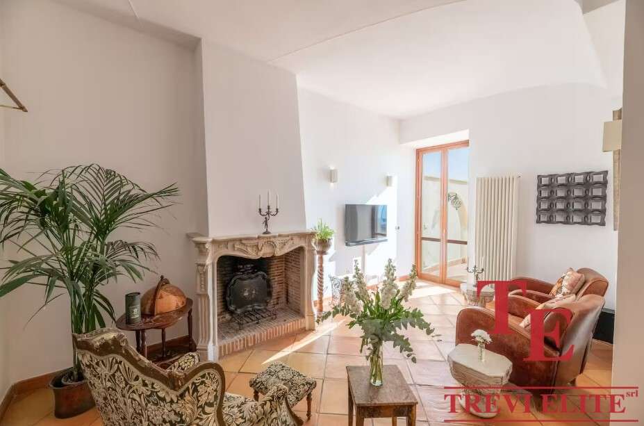 villa na more ryadom s rimom (28)