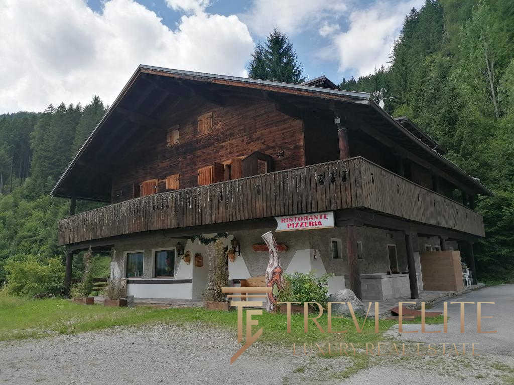uchastok chalet for sale alps italy12