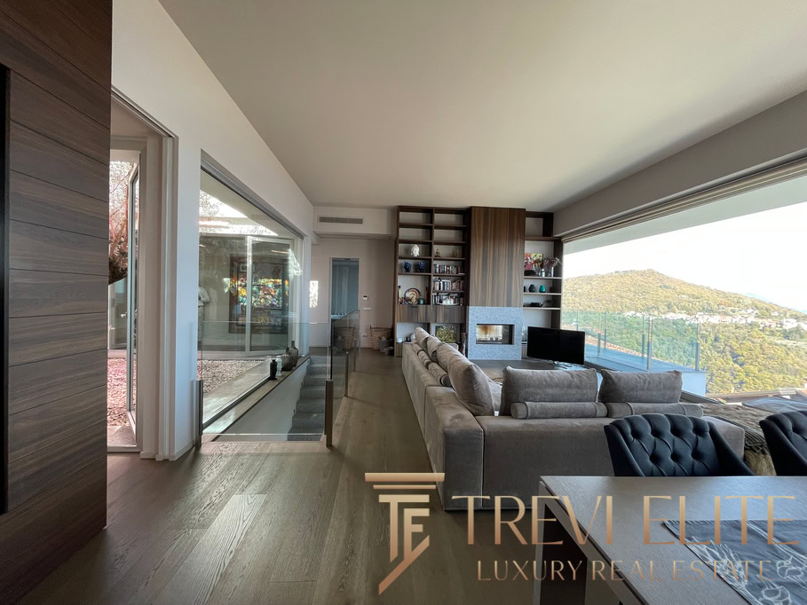 villa na ozere madzhore37