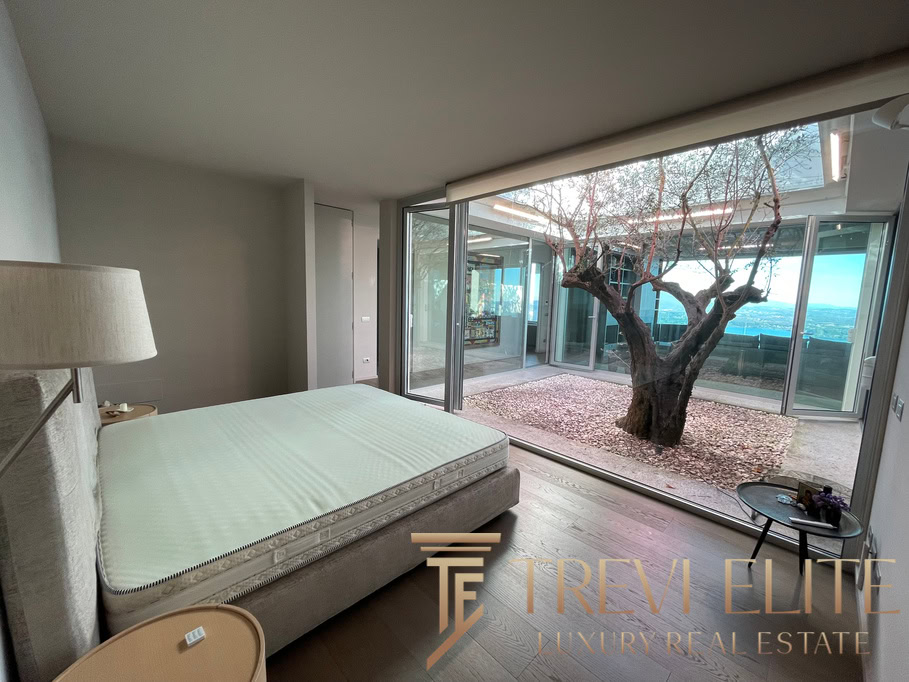 villa na ozere madzhore50