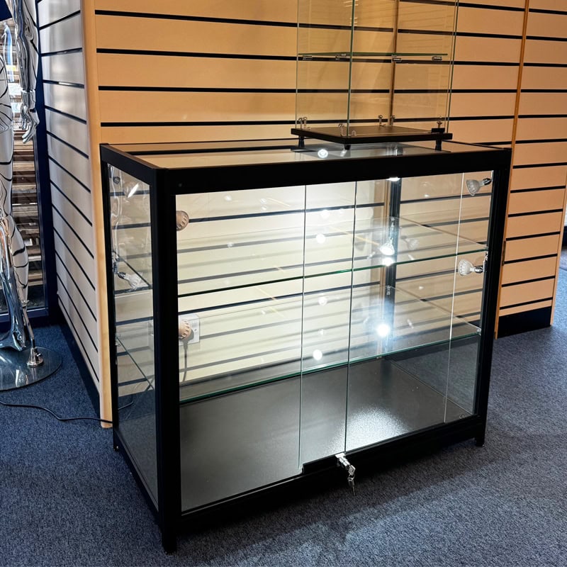 Black Aluminium Glass Shop Display Counter In Shop