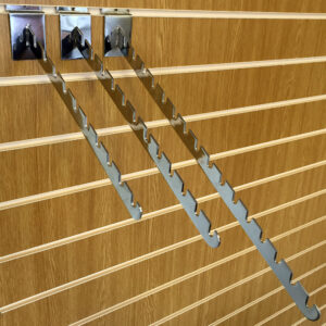 Slatwall Notched Arm Shop Fitting (Assorted Sizes)