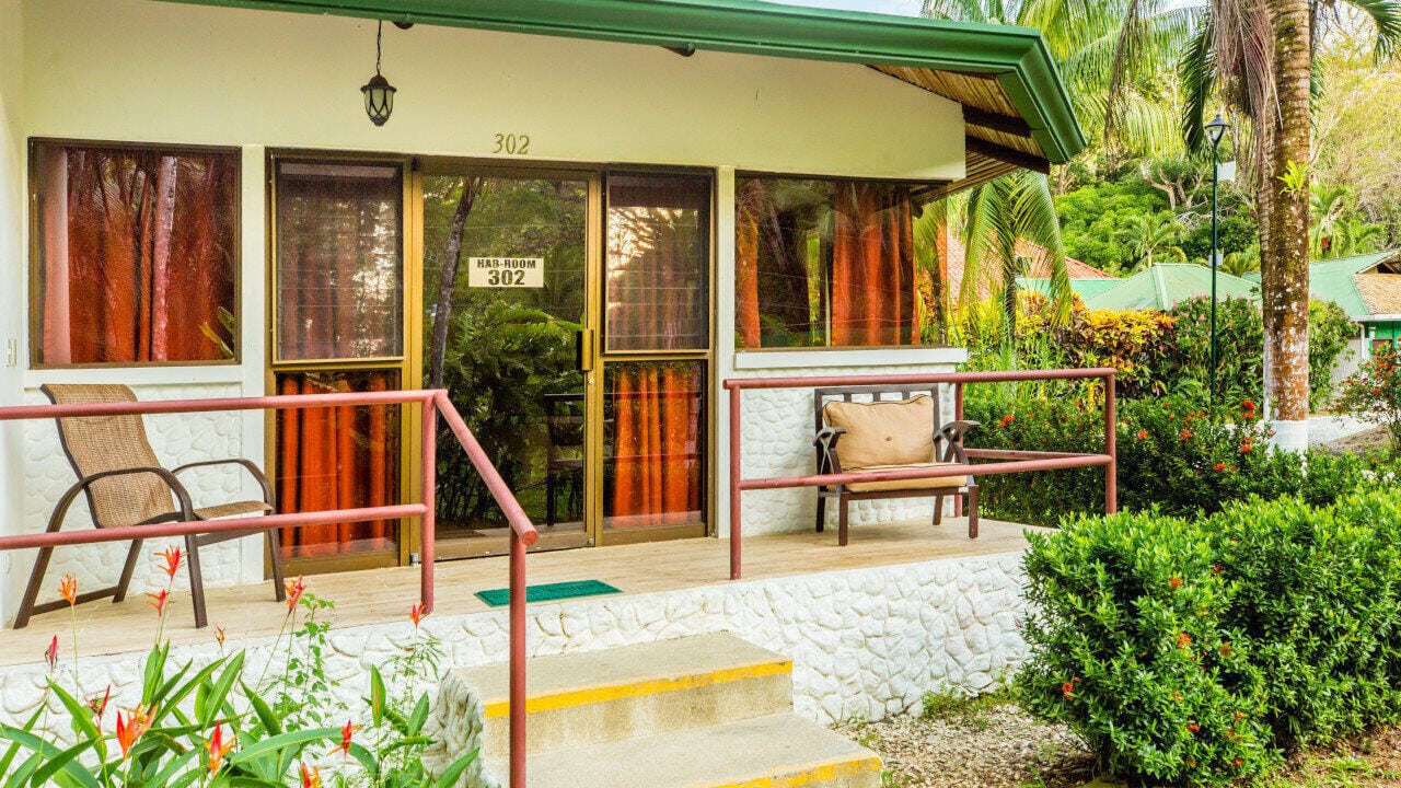 Guest room at Villas R&iacute;o Mar in Dominical Costa Rica