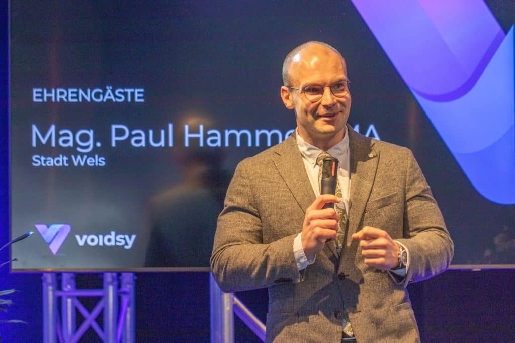 comp 181 voidsy eroeffnung okt25 wels img 2900 by b plank imbilde at