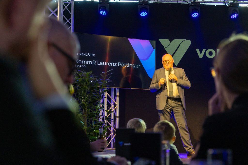 comp 188 voidsy eroeffnung okt25 wels 338a3209 by b plank imbilde at