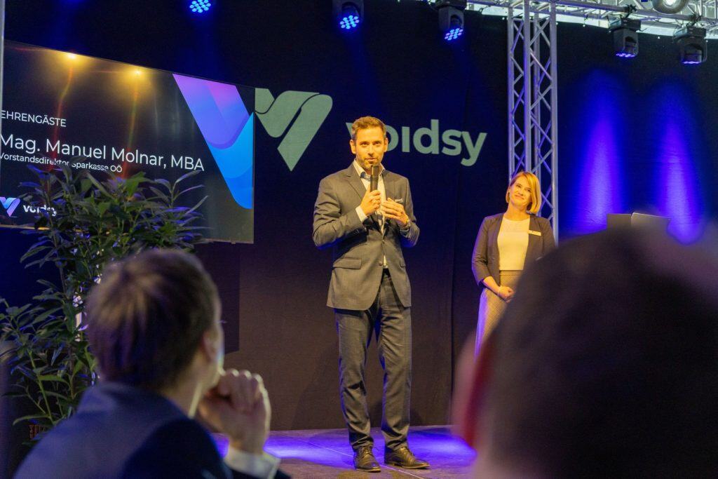 comp 195 voidsy eroeffnung okt25 wels 338a3220 by b plank imbilde at