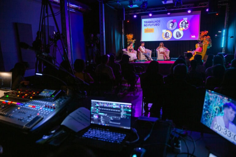 PRODUÇÃO DE EVENTOS E ESPECTÁCULOS