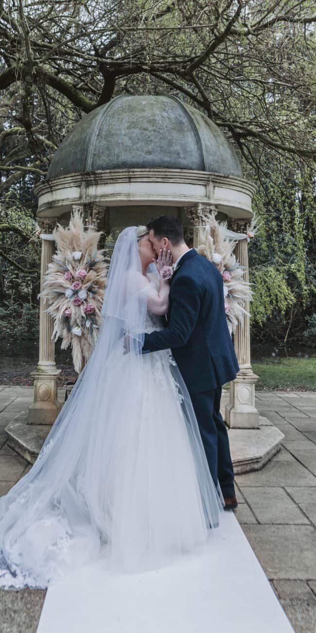 Leaititia & Luke - The Dower House, Lincolnshire