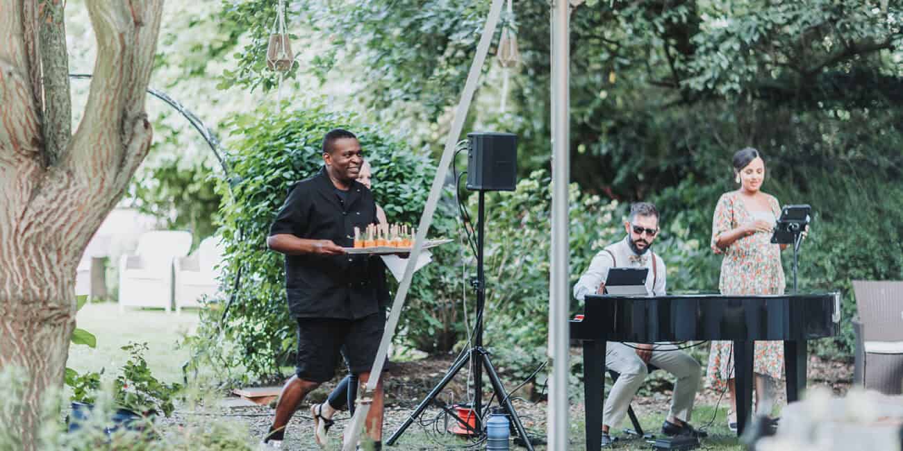 suppliers - norfolk wedding photographer