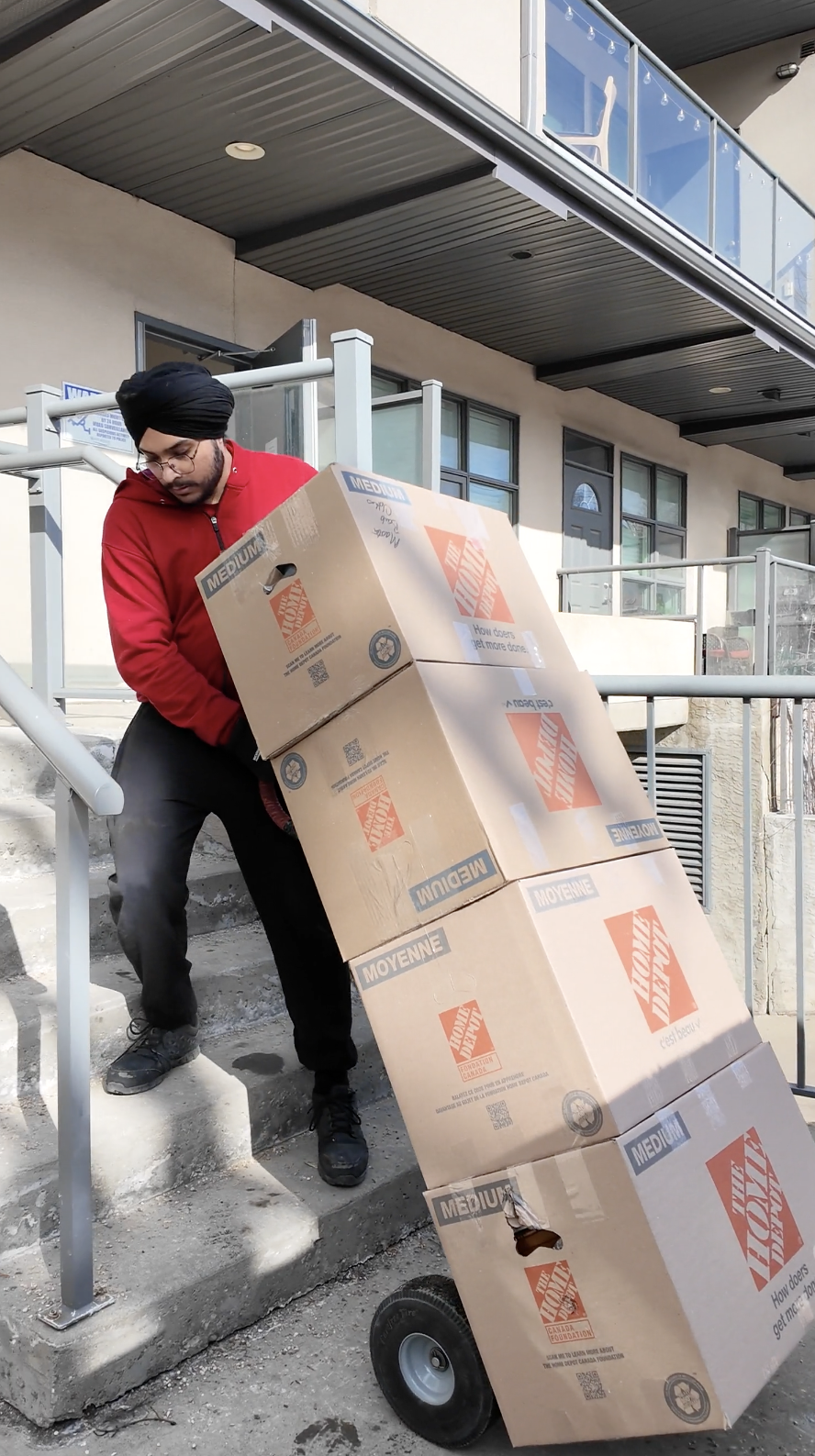 What Movers Can and Cannot Move in Edmonton