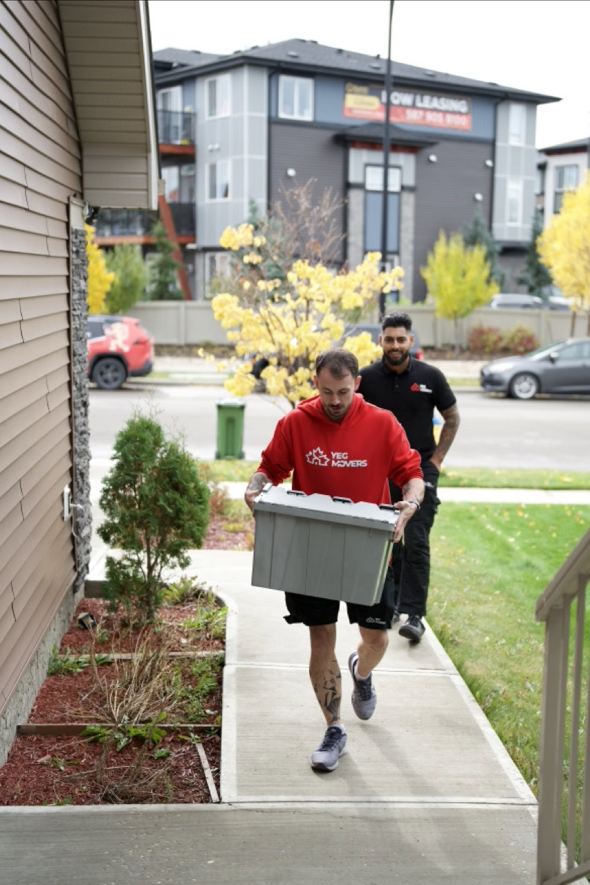 Best Time of Year to Move in Edmonton for Cost & Availability