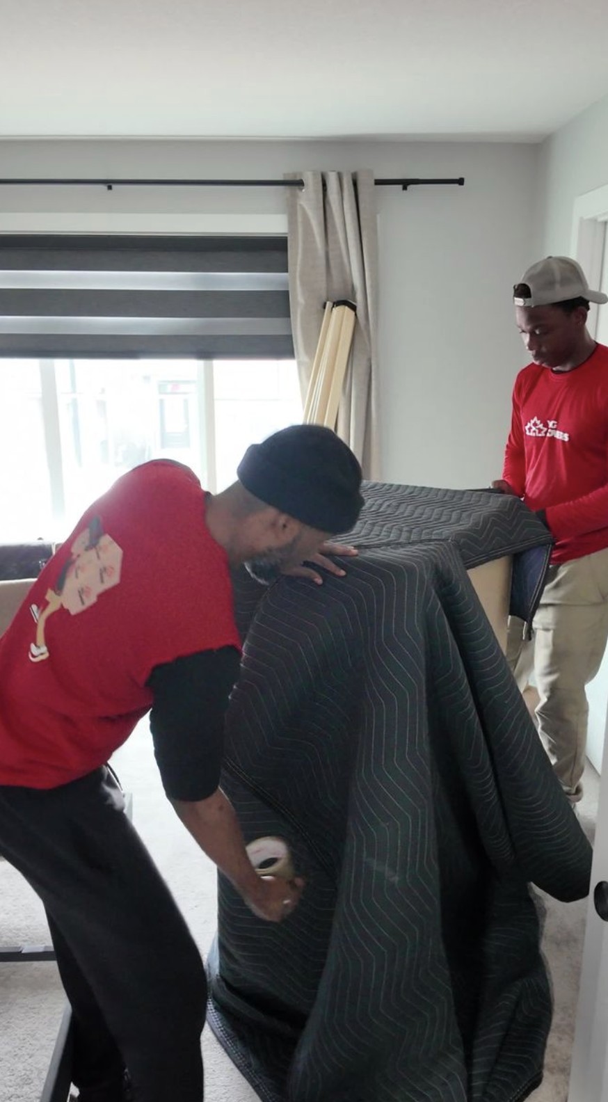 Moving During a Heatwave in Edmonton: Safety & Planning Tips