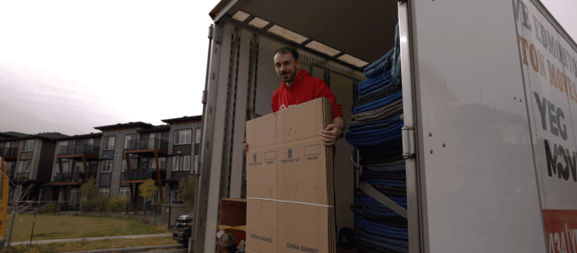 Trusted moving company in Lendrum Place, Edmonton, providing reliable and professional moving servic.