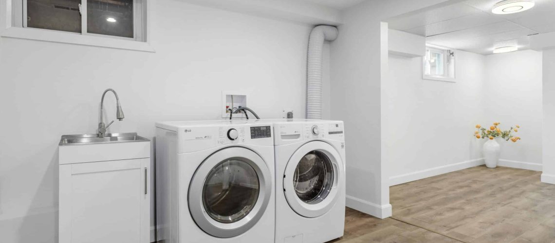 Professional washer and dryer moving tips from YEG Edmonton Movers.