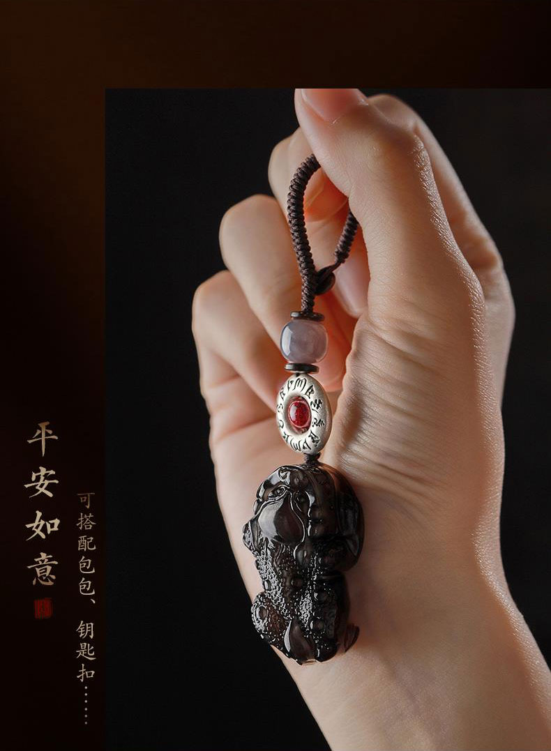 黑曜石貔貅掛件 整體造型呈現