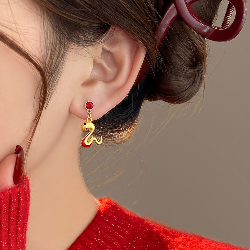 《小金蛇》滴油紅色蛇形耳釘女本命年耳環